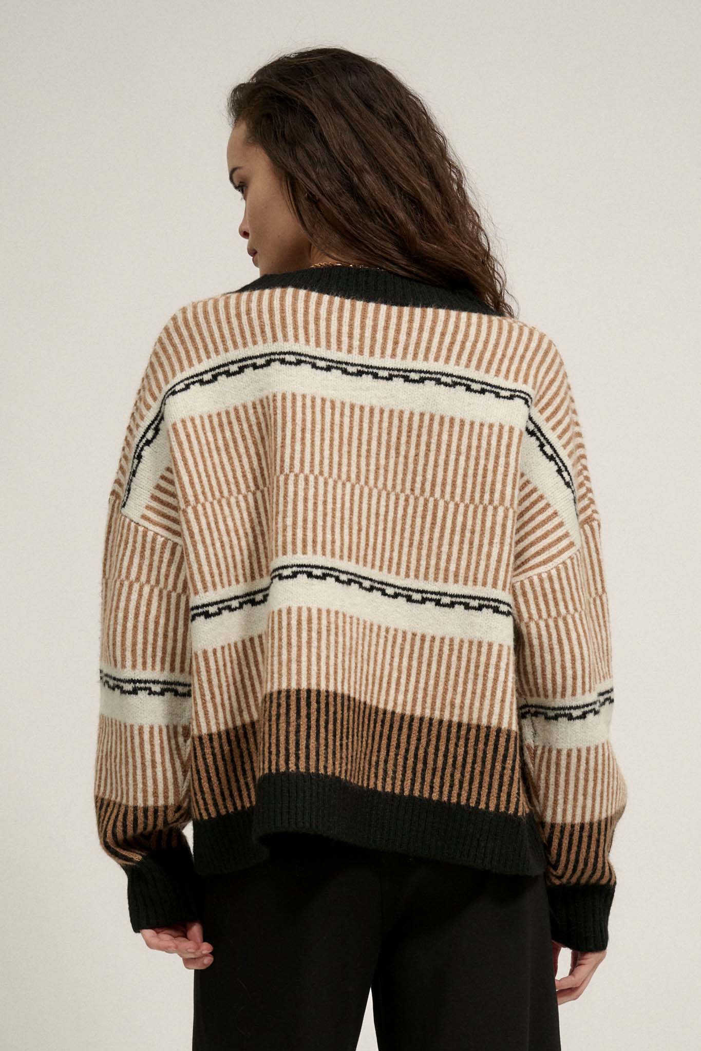 Chic Streak Abstract Striped Knit Sweater - ShopPromesa