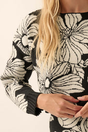 Forgotten Flowers Floral Knit Cropped Sweater - ShopPromesa