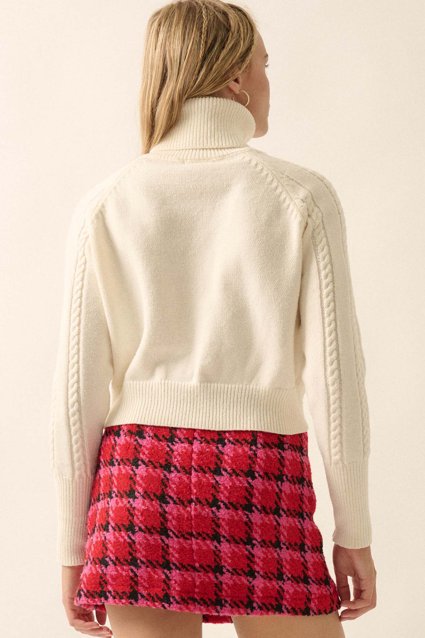 Open Heart Keyhole Cable Knit Turtleneck Sweater - ShopPromesa