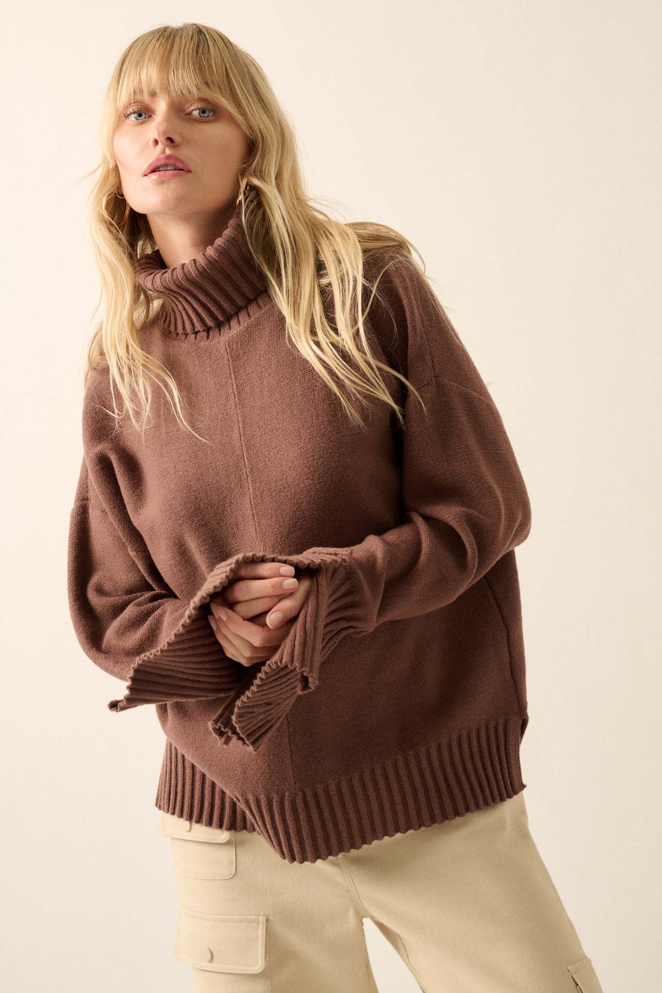 Inside Out Split-Sleeve Turtleneck Sweater - ShopPromesa