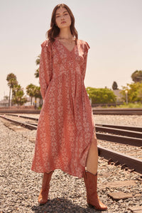 Wayfaring Heart Paisley-Print Maxi Dress - ShopPromesa