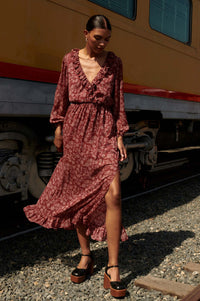 Beautiful Season Floral Chiffon Maxi Dress - ShopPromesa