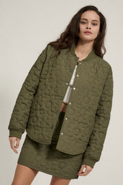 Downy Daisies Floral Quilted Jacket - ShopPromesa