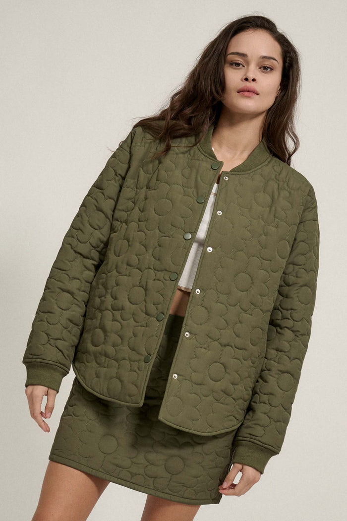 Downy Daisies Floral Quilted Jacket - ShopPromesa