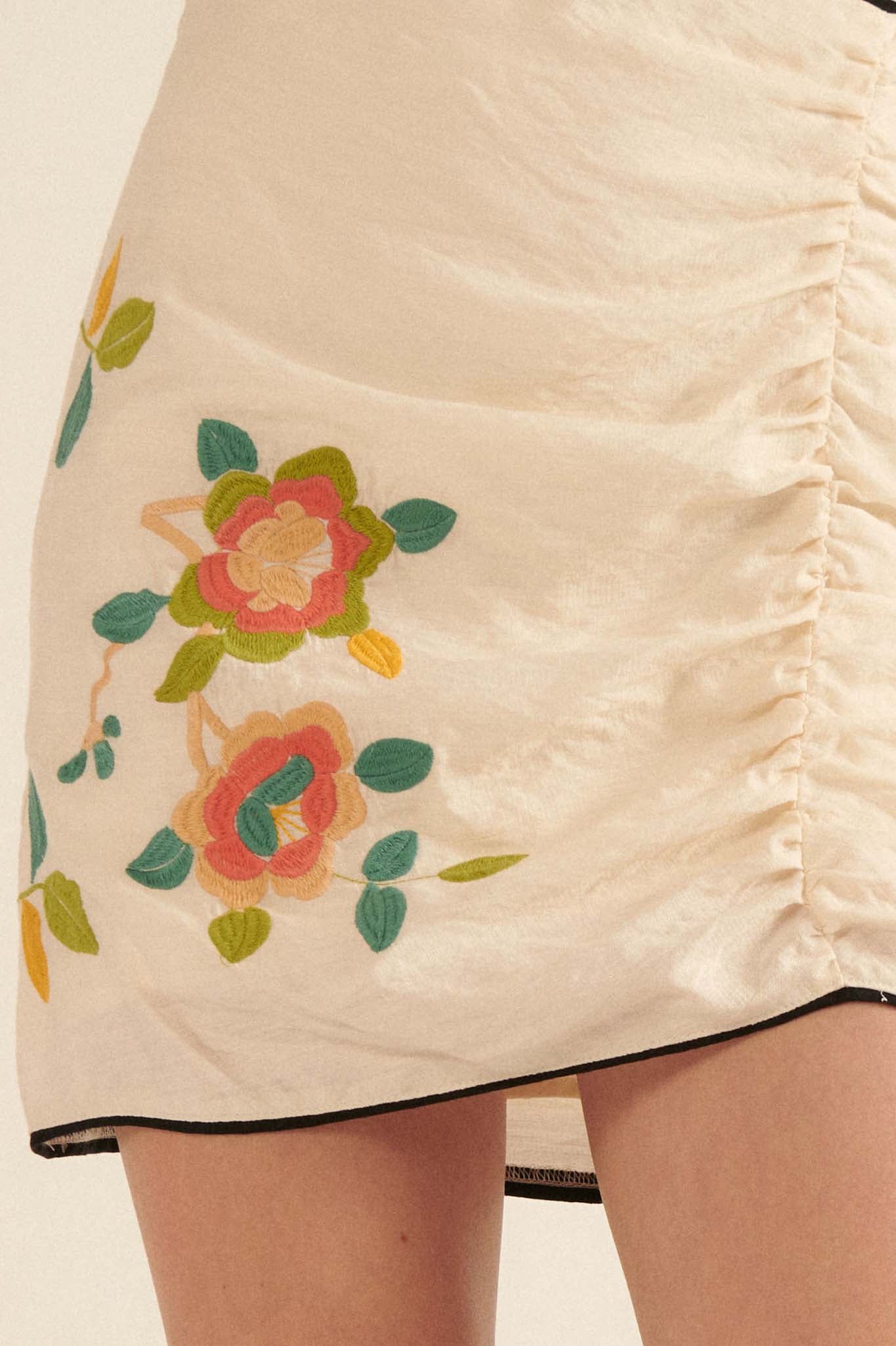 Paper Flowers Embroidered Ruched Mini Skirt - ShopPromesa