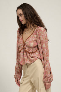 Going for Baroque Lace-Trimmed Floral Peasant Top - ShopPromesa